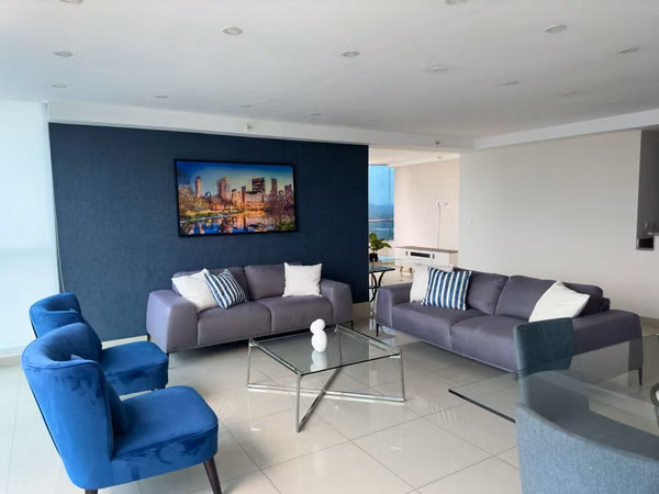 APARTMENT FOR SALE IN PH TOP TOWER, COSTA DEL ESTE LH