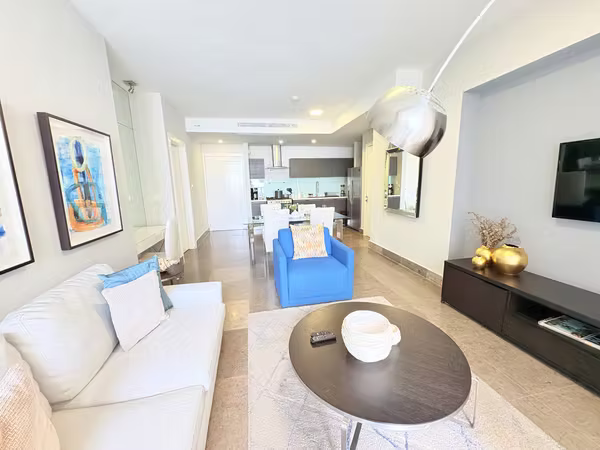 apartment  in the PH Yoo Tower