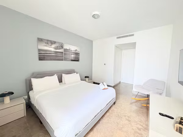 apartment  in the PH Yoo Tower