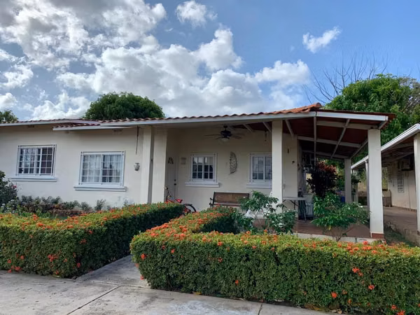 LAS LAJAS PH VILLAS DE MONTAÑESA 2