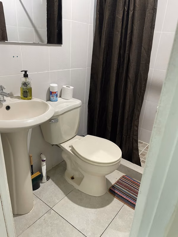 ALQUILO CASA AMOBLADA COMODA EN PENONOME