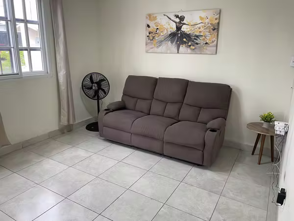 ALQUILO CASA AMOBLADA COMODA EN PENONOME