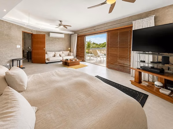 Modern Residence for Sale in Coronado