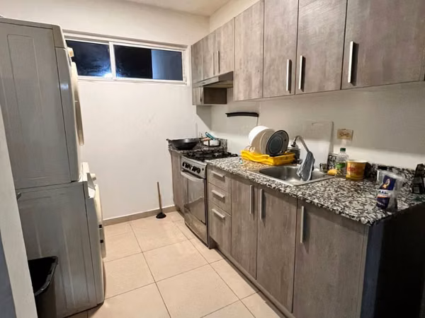 APT-ALQ-Amoblado-2REC-1BAÑO-PH The Coronated Floreste