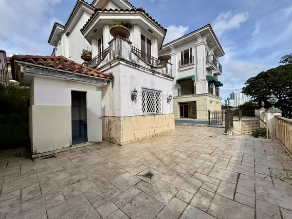 Venta Casa Dos Mares US$644 M2 – Remate Bancario