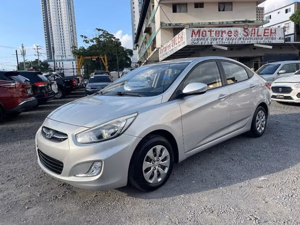 HYUNDAI ACCENT 2018 AUTOMATICO