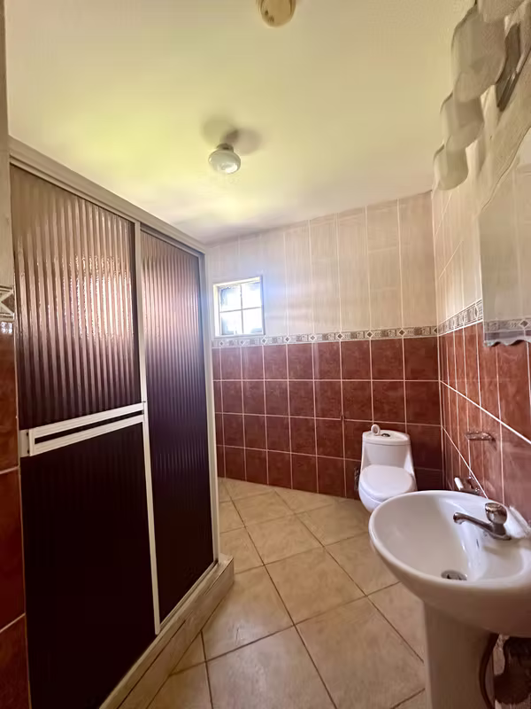 SPACIOUS HOUSE FOR RENT IN EXCELLENT RESIDENTIAL AREA IN DAVID