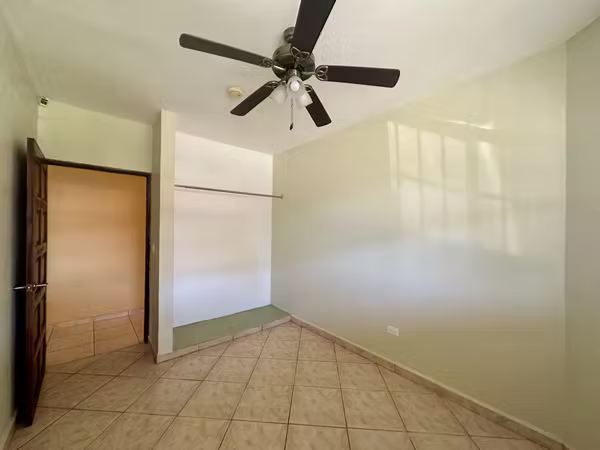SPACIOUS HOUSE FOR RENT IN EXCELLENT RESIDENTIAL AREA IN DAVID