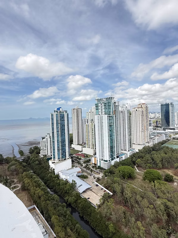 BEAUTIFUL APARTMENT FOR RENT!!