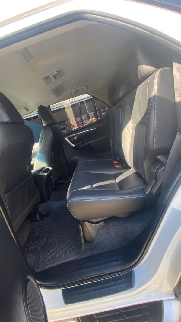 TOYOTA FORTUNER 2022