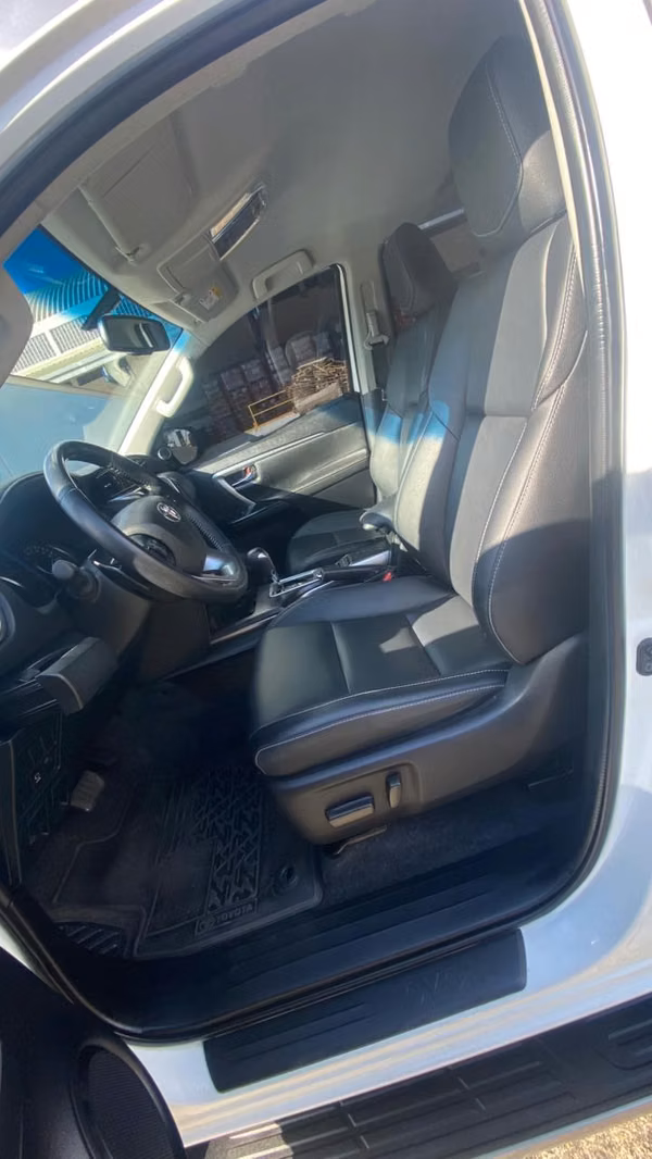 TOYOTA FORTUNER 2022