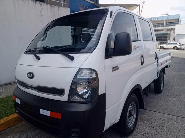 KIA K2700 4X4 DOBLE CABINA 2017