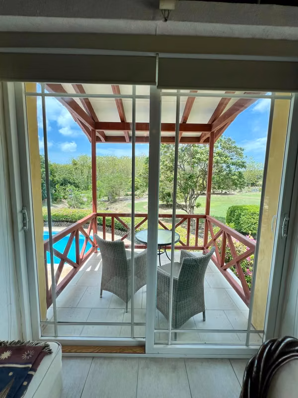 BOAT TIP HOUSE FOR SALE