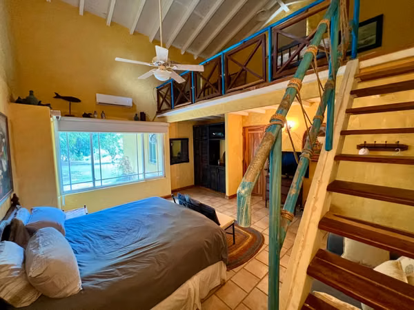 BOAT TIP HOUSE FOR SALE