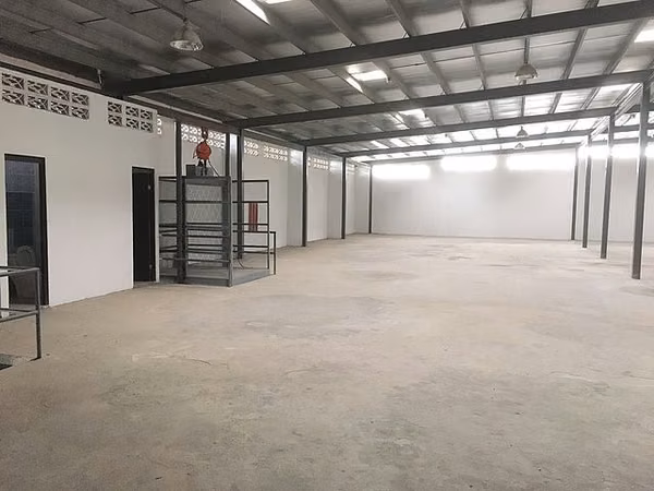 SALE OF BEAUTIFUL PLAIN GALLEY