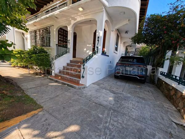 Office for rent in Bellavista YDU