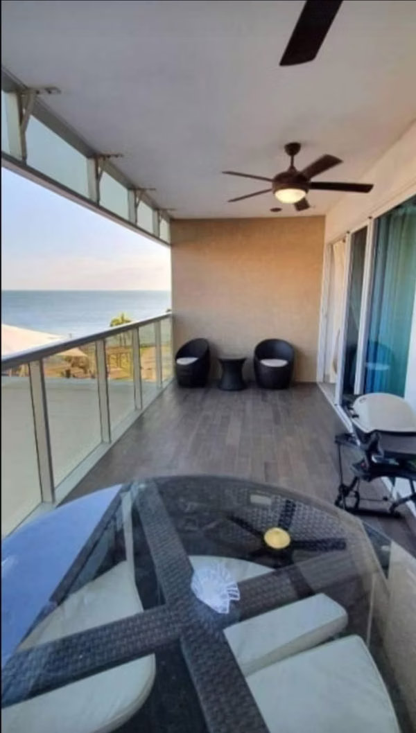 Sell Amoblado Apartment in front of the beach in Gorgona