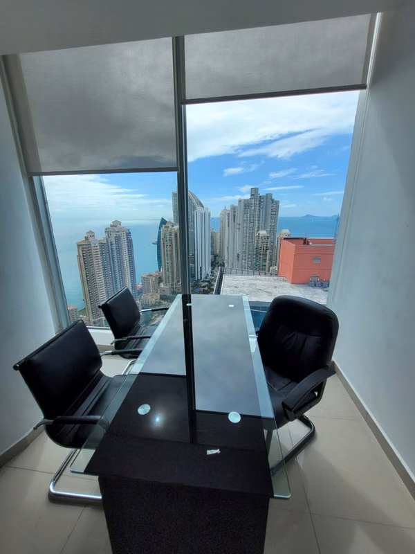 LUXURY OFFICE IN THE BEST AREA OF PANAMA WITH SEA AND CITY VIEW