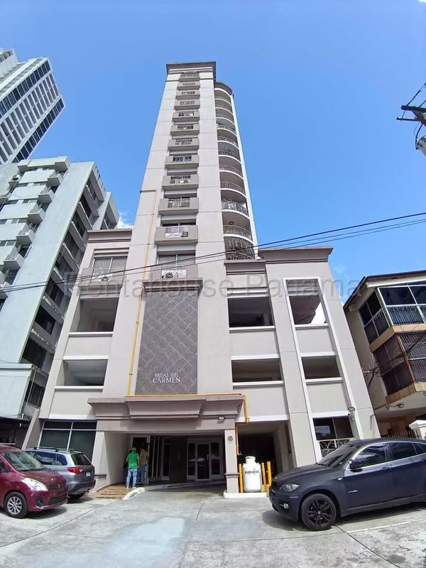 Se Alquila Apartamento en El Carmen VLU26-8121