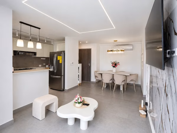 Apartment for sale in Park Square condominium.