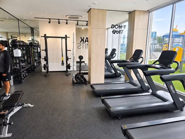 Apartment for sale in Park Square condominium.