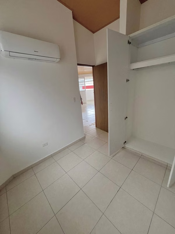 APARTMENT FOR SALE - 124; PH RESIDENTIAL FLAT NICE - 124; JUAN DIAZ - 124; NEGOTIABLE PRICE