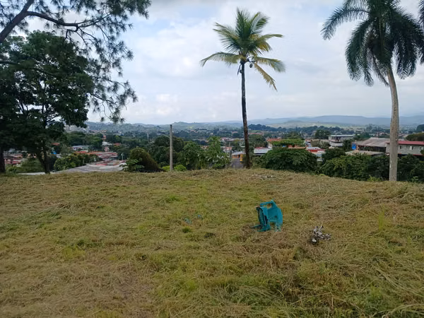 Se vende terreno en Milla 8 Via Transistmica - cerca de Estacion Metro