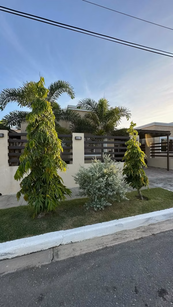 For sale house in Coronado Nueva Gorgona / House with pool / close to the beach