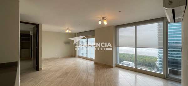 For rent apartment in Costa del Este, Ph The Regent