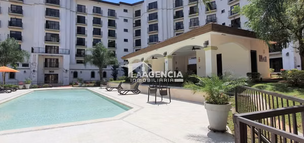 Albrook, Venta en Apartamento en Embassy Village en piso bajo, solo para inversion
