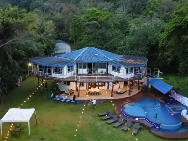 House For Sale In Isla Grande Portobelo SYH