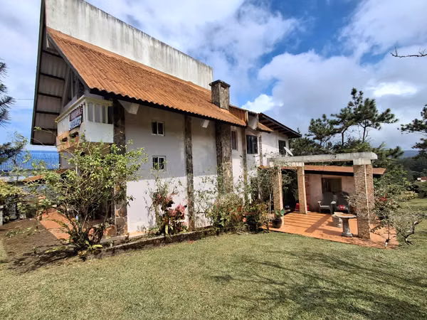 House is sold in High Blue Cerro