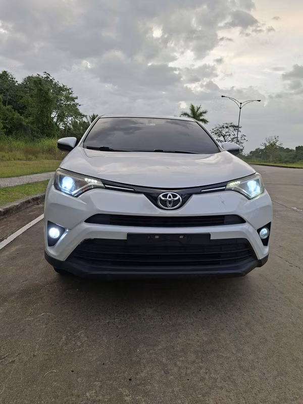 Se Vende Toyota Rav-4 Manual