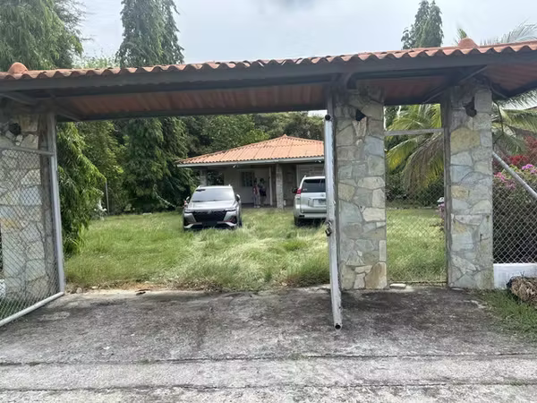 HOUSE FOR SALE IN LAS LAJAS, CORONADO – USD 130,000