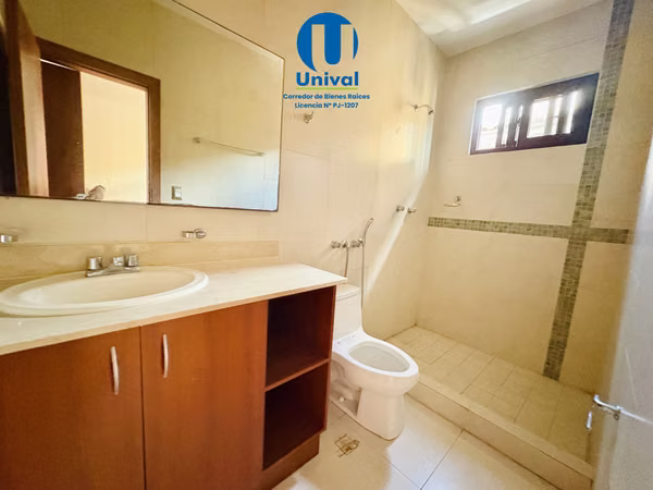 Casa en Venta en Costa Sur - El Doral