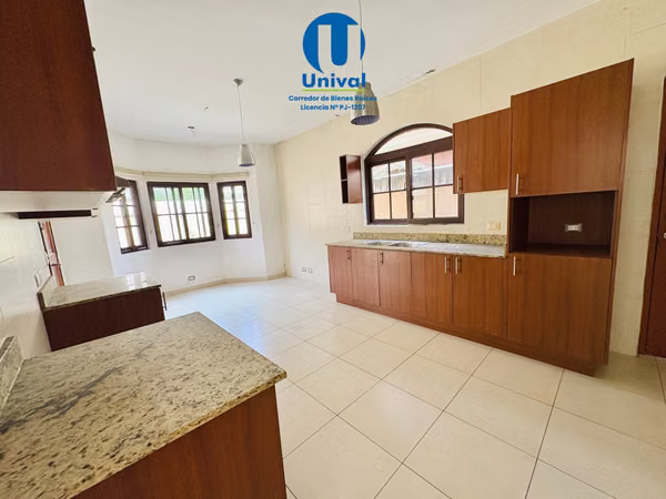Casa en Venta en Costa Sur - El Doral