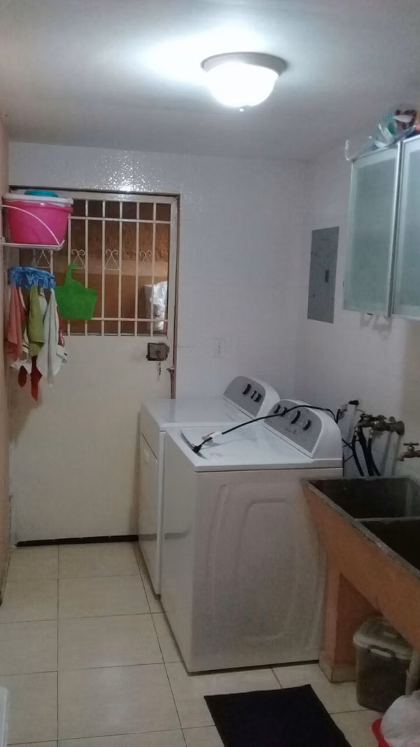 House is sold in La Fontana