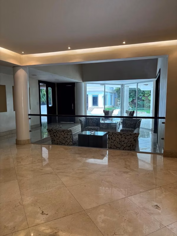 *Se Vende* Hermosa Casa en Altos del Golf