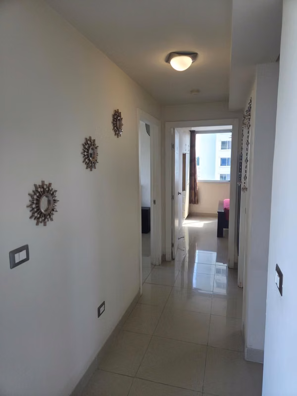 Se Alquila Apartamento en PH Rokas Condado del Rey