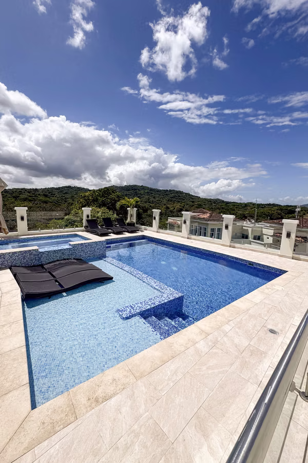 Tucán Country Club &amp; Resort – OPPORTUNITY!!! – 3-Bedroom Apartment for Sale with Canal View
