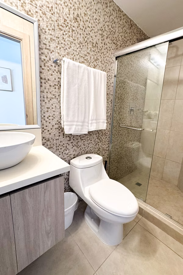 Tucán Country Club &amp; Resort – OPPORTUNITY!!! – 3-Bedroom Apartment for Sale with Canal View