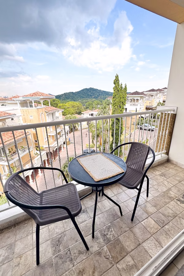 Tucán Country Club &amp; Resort – OPPORTUNITY!!! – 3-Bedroom Apartment for Sale with Canal View