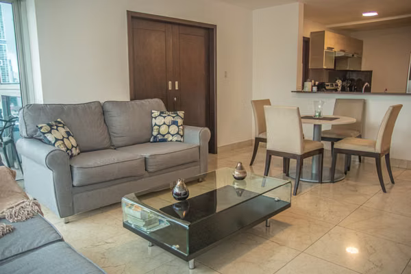 I sell Villa del Mar. Two rooms. View of the city and balcony