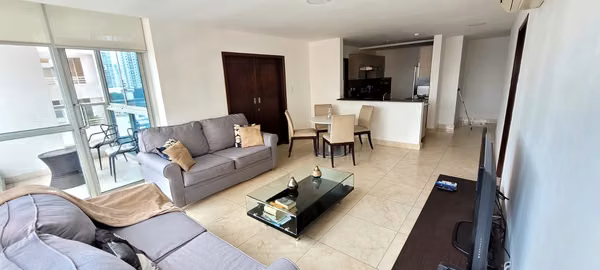 I sell Villa del Mar. Two rooms. View of the city and balcony