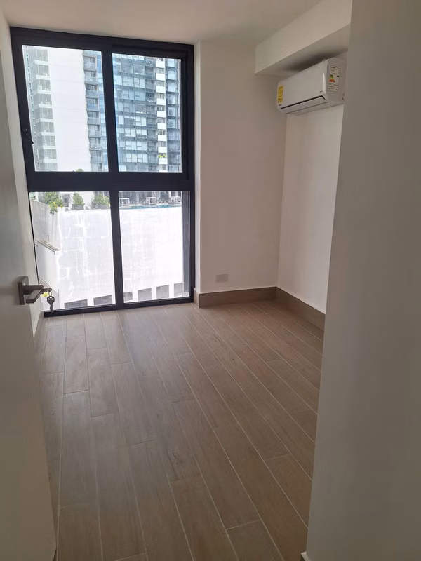 SE ALQUILA HERMOSO APARTAMENTO EN PH ARMONIA - MF