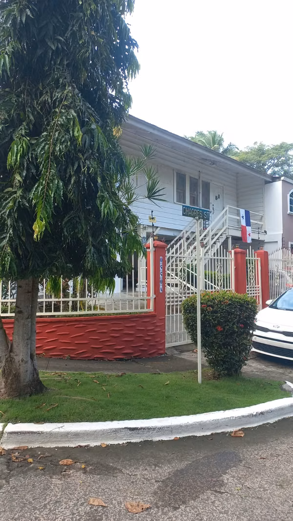 Community studio apartment for rent in Ancon, Ancon