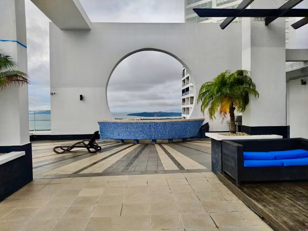 FURNISHED APARTMENT FOR RENT IN DESTINY TOWER, AV BALBOA