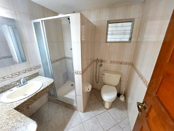 House for Sale San Antonio- Domingo Díaz Ave.- 321 Sq.mts ID 26271