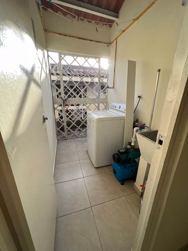 HOUSE FOR RENT IN LA CHORRERA, 120M2, 3 BEDROOMS, GATED COMMUNITY.