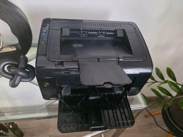 Impresora HP LASER JET P1102w